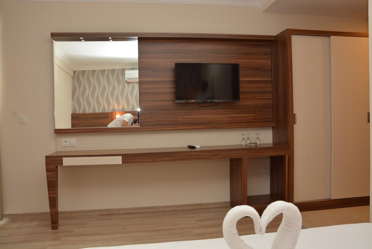 Monk Boutique Hotel 케메르 외부 사진